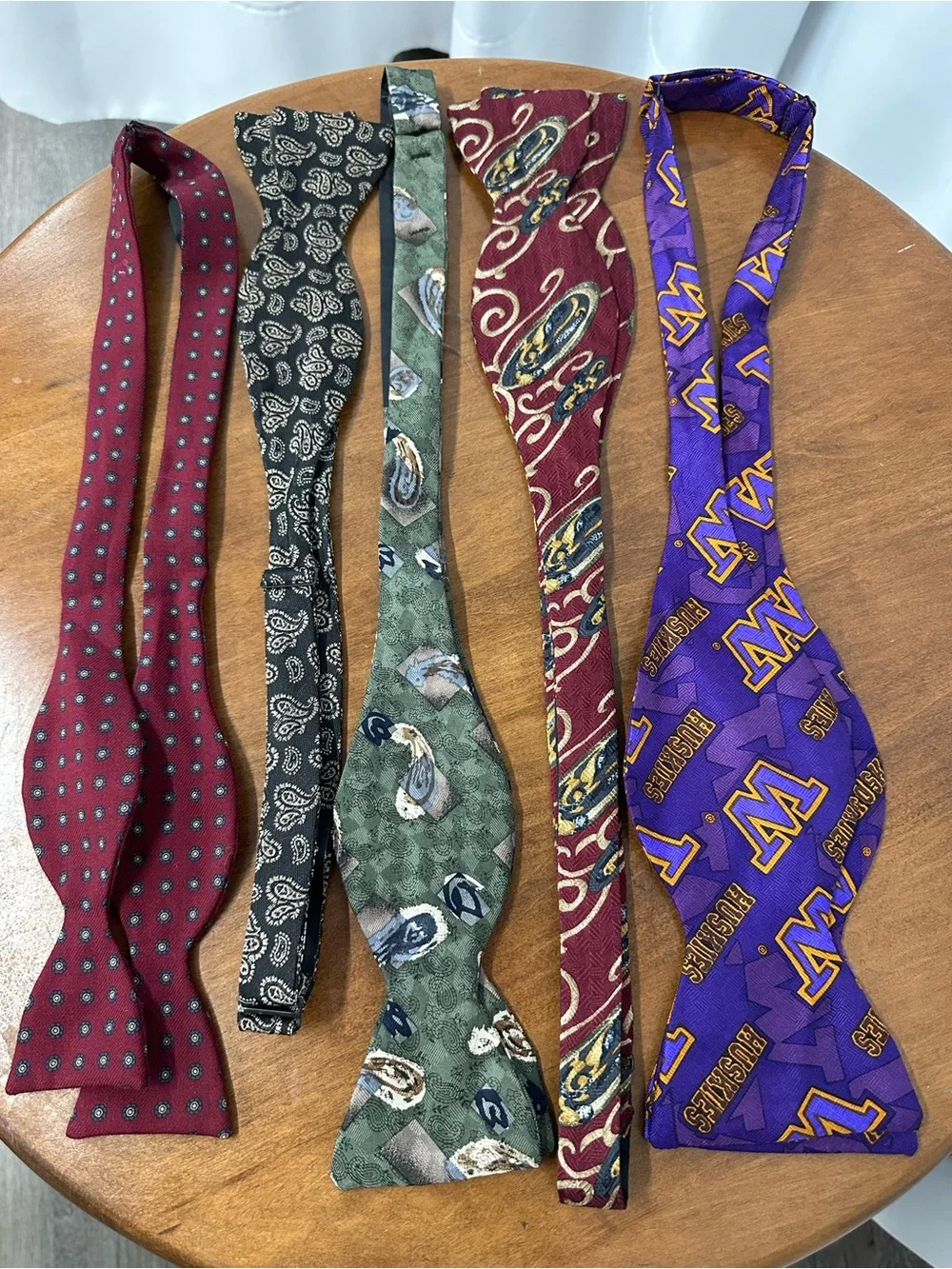 Assorted Men’s Self-Tie Bow ties silk John field xmi Washington huskies green